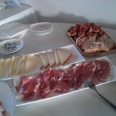 Serra Niedda & *
