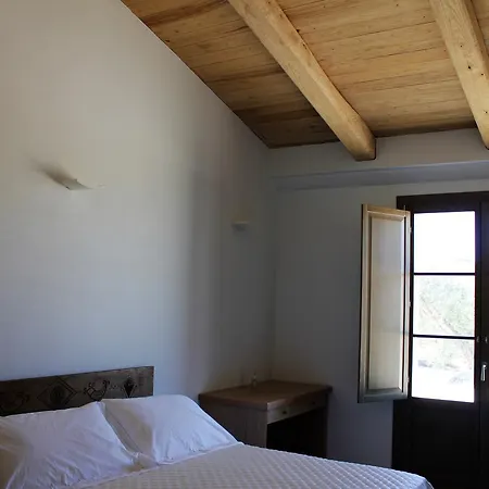 리조트 Serra Niedda & 소르소