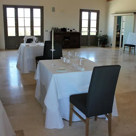 리조트 Serra Niedda & *